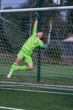 Bild 33 - C-Juniorinnen HSV - Walddoerfer : Ergebnis: 9:1